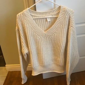 H&M white sweater